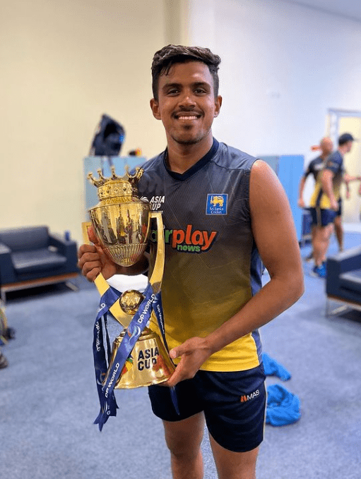 Maheesh Theekshana bio