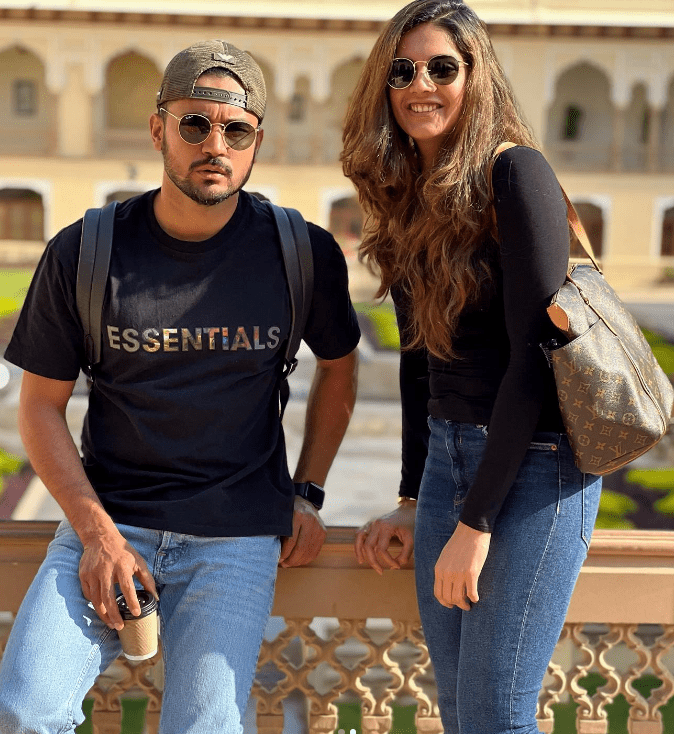 Manish Pandey with gf