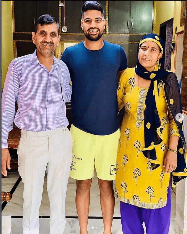 Lalit Yadav parents