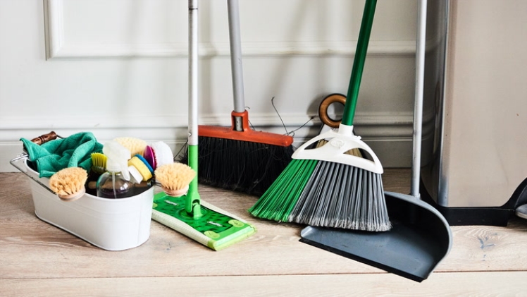 Which Janitorial Supplies Are Used in Housekeeping?